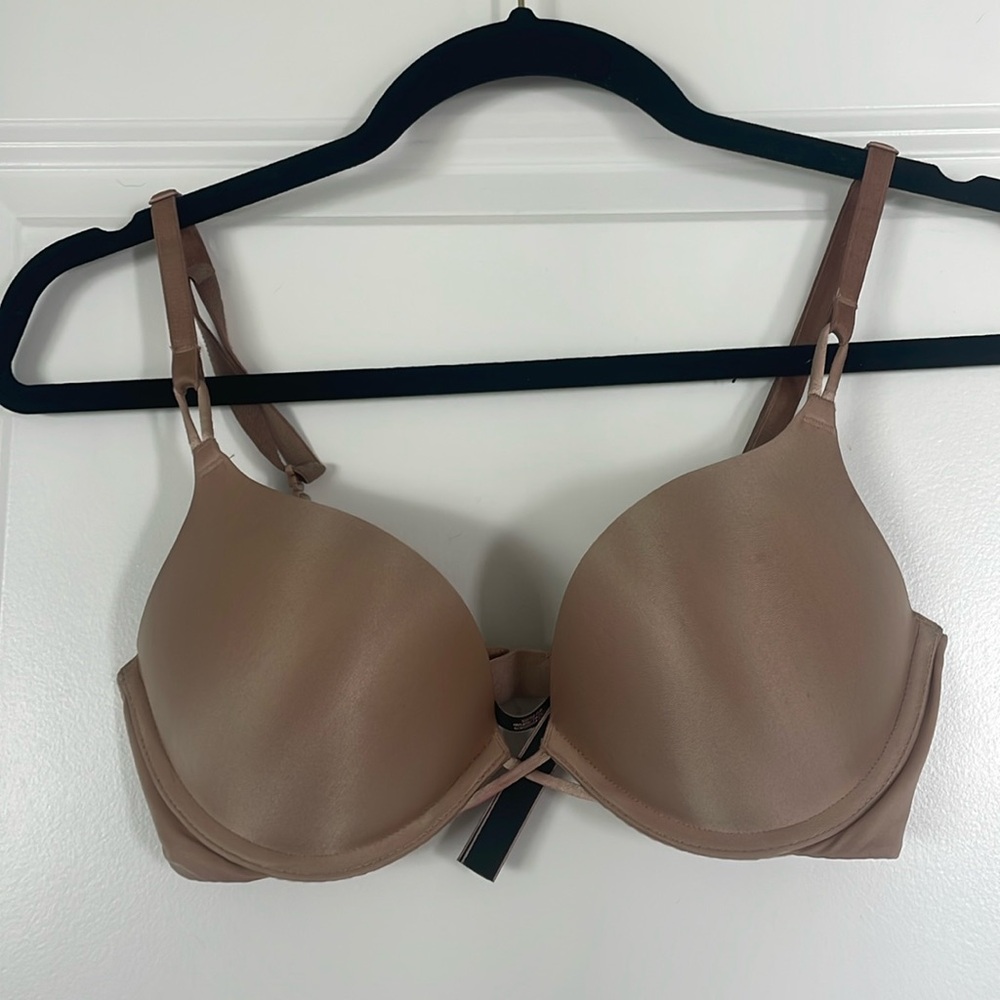 Tan Victorias Secret Bombshell bra 32-C